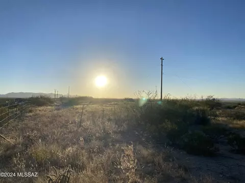1587 S Lonesome Rd S, Benson, AZ 85602