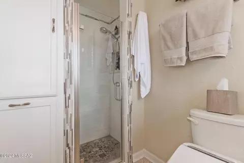 6820 E Cooper St, Tucson, AZ 85710 photo 18