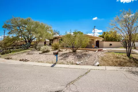 6820 E Cooper St, Tucson, AZ 85710 photo 3