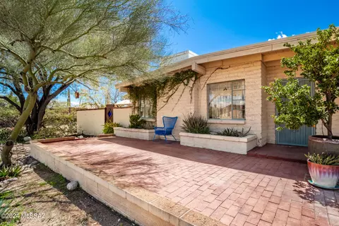 6820 E Cooper St, Tucson, AZ 85710 photo 6