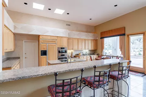 7311 E Desert Moon Loop, Tucson, AZ 85750 photo 18