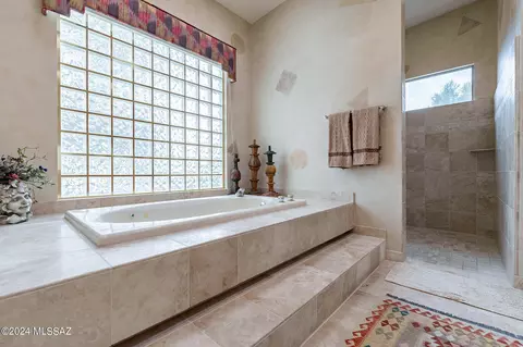 7311 E Desert Moon Loop, Tucson, AZ 85750 photo 31