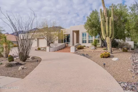 7311 E Desert Moon Loop, Tucson, AZ 85750 photo 4