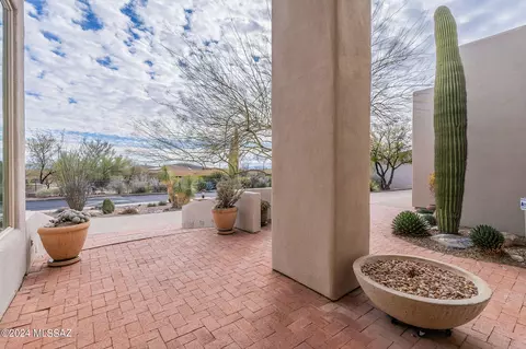 7311 E Desert Moon Loop, Tucson, AZ 85750 photo 7