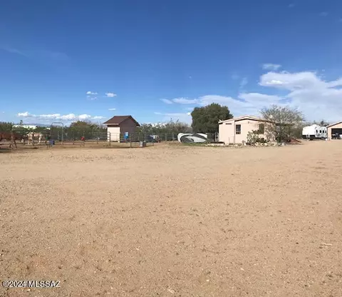 260 N Brahma Rd, Vail, AZ 85641