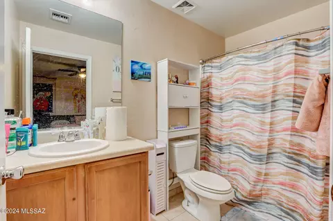 Bath - 5284 E Desert Straw Ln, Tucson, AZ 85756 photo 2 of 2