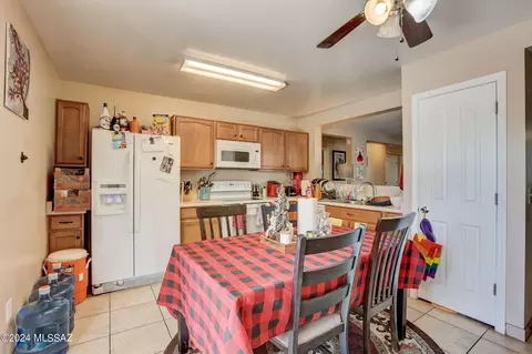 Kitchen - 5284 E Desert Straw Ln, Tucson, AZ 85756 photo 2 of 2