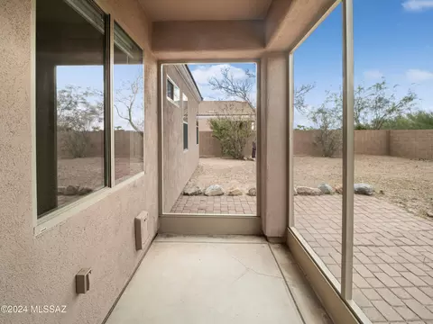 689 E Pima Meadows Dr, Vail, AZ 85641 photo 13