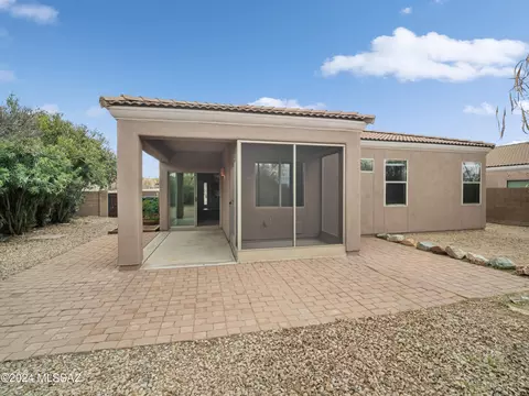 689 E Pima Meadows Dr, Vail, AZ 85641 photo 11