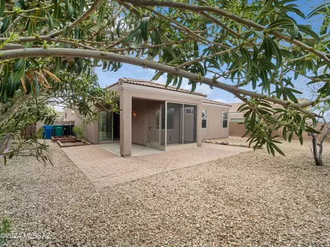 689 E Pima Meadows Dr, Vail, AZ 85641 photo 7
