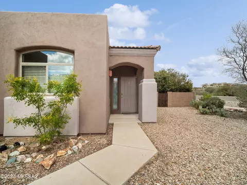 689 E Pima Meadows Dr, Vail, AZ 85641 photo 2