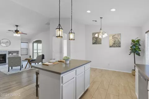 13213 E Mesquite Flat Spring Dr, Vail, AZ 85641 photo 10