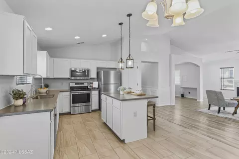 13213 E Mesquite Flat Spring Dr, Vail, AZ 85641 photo 7