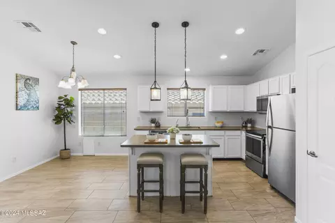 13213 E Mesquite Flat Spring Dr, Vail, AZ 85641 photo 5