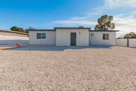 2101 E Highland Dr, Tucson, AZ 85706 photo 33