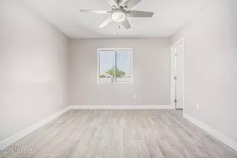 2101 E Highland Dr, Tucson, AZ 85706 photo 17