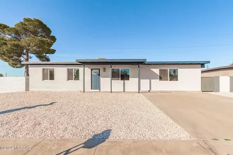 2101 E Highland Dr, Tucson, AZ 85706 photo 2