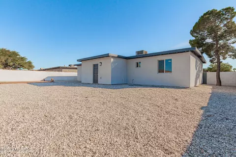 2101 E Highland Dr, Tucson, AZ 85706 photo 32