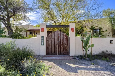 5502 S Wilshire Dr E, Tucson, AZ 85709