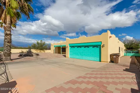 5423 S Midvale Ave, Tucson, AZ 85746