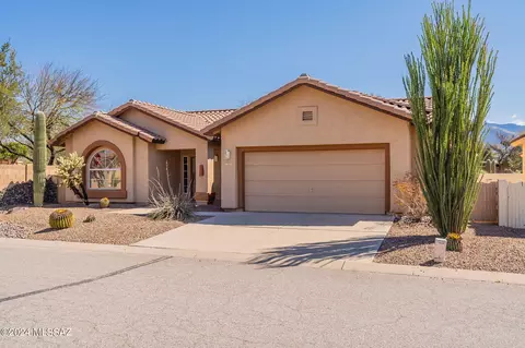 9870 N Eastern Fork Trl, Tucson, AZ 85742