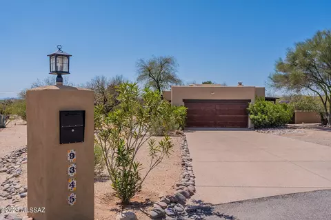 9345 E Harrison Park Dr, Tucson, AZ 85749