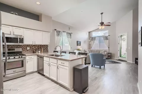 9141 E Dawn Post Rd, Tucson, AZ 85749 photo 4