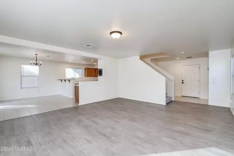 3852 E Sun View Ct, Tucson, AZ 85706 photo 7