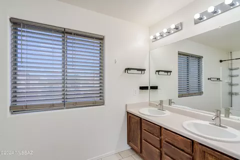 3852 E Sun View Ct, Tucson, AZ 85706 photo 31