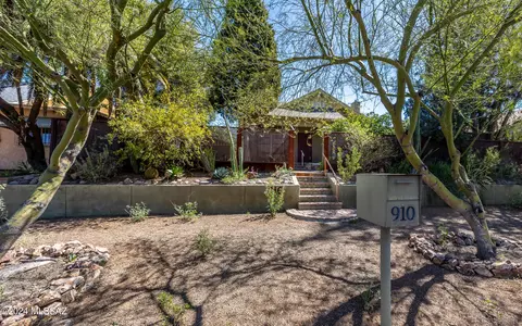 910 N 10th Ave, Tucson, AZ 85705