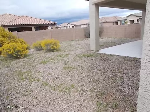 14263 E Axle Dr, Vail, AZ 85641 photo 3