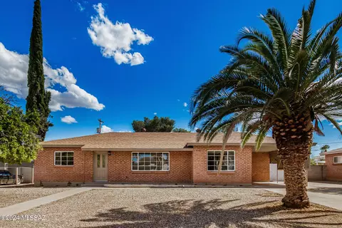 1510 S Avenida Sirio, Tucson, AZ 85710
