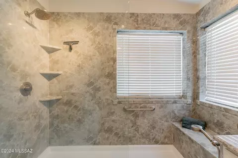 Bath - 10970 E Fourwing Pl, Tucson, AZ 85748 photo 5 of 5