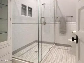 Bath - 35 E University Blvd, Tucson, AZ 85705 photo 1 of 4