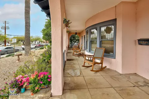 Exterior - 35 E University Blvd, Tucson, AZ 85705 photo 2 of 10