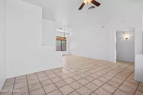 10650 E Migratory Pl, Tucson, AZ 85748 photo 7