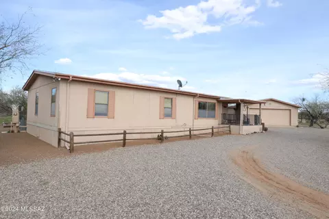 9435 S Rincon Mesa Dr, Vail, AZ 85641