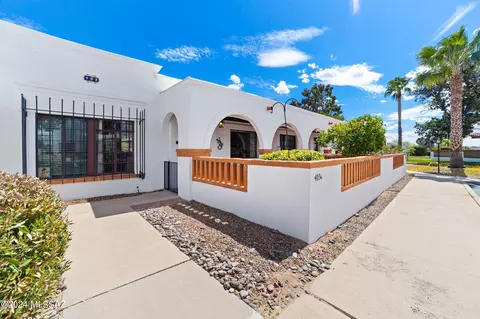 403 S Paseo Pena #C, Green Valley, AZ 85614