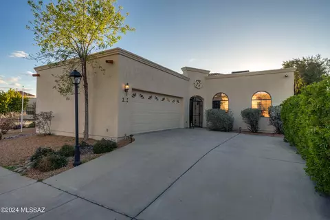 9145 N Placita San Angel, Tucson, AZ 85742