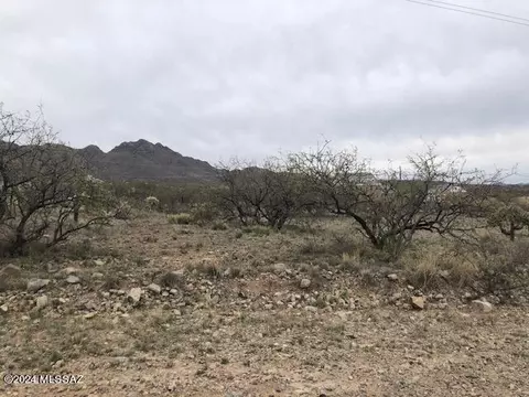 231 Canasta Ct, Rio Rico, AZ 85648