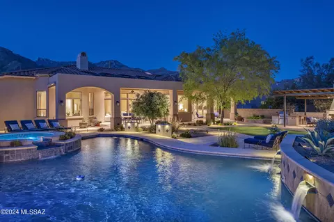 7362 E Autumn Dusk Pl, Tucson, AZ 85750