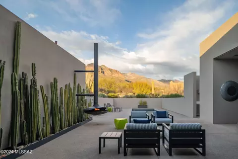 Exterior - 2365 E Long Shadow Pl, Tucson, AZ 85718 photo 5 of 18