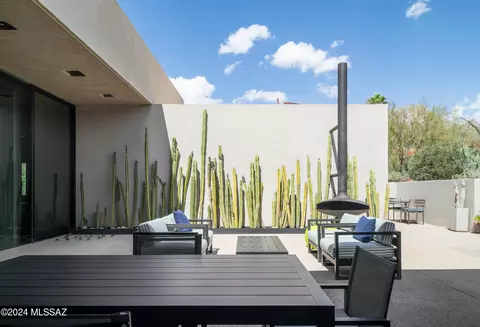 Exterior - 2365 E Long Shadow Pl, Tucson, AZ 85718 photo 6 of 18