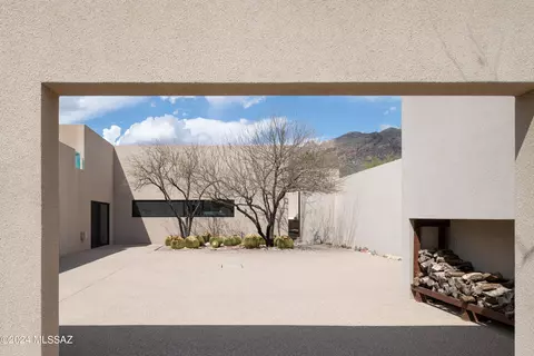 Exterior - 2365 E Long Shadow Pl, Tucson, AZ 85718 photo 11 of 18