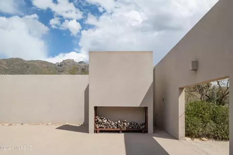 Exterior - 2365 E Long Shadow Pl, Tucson, AZ 85718 photo 12 of 18