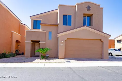 2406 E Crystal Rapids Ln, Tucson, AZ 85718