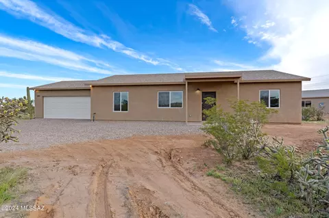 5757 N Avra Rd, Tucson, AZ 85743