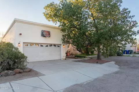 4231 N Ornee Ct, Tucson, AZ 85719