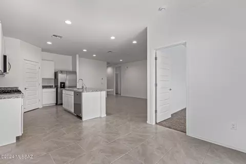 9732 E Gray Hawk Dr, Tucson, AZ 85730 photo 9