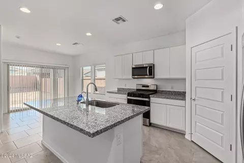 9732 E Gray Hawk Dr, Tucson, AZ 85730 photo 12